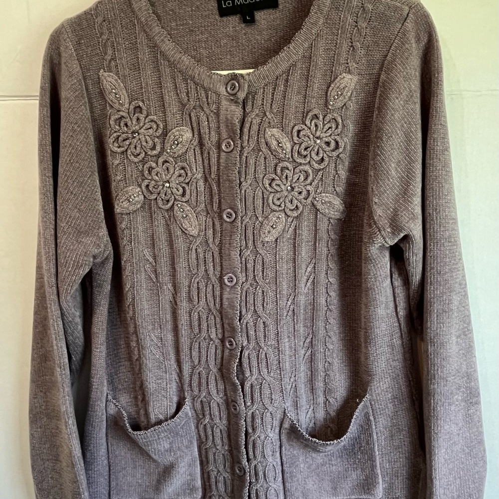 La Madona Women's Large Light Purple Button Down cottagecore Sweater